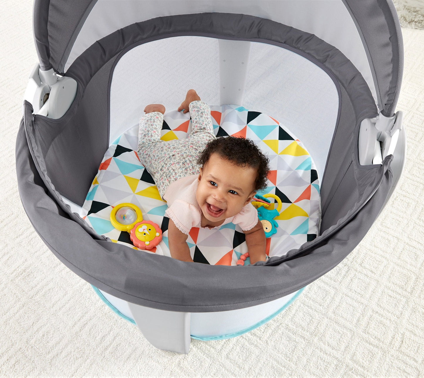 LittleNest™ Portable Baby Cradle – Soft, Safe & Lightweight Travel Bassinet for Newborns (0-18 Months)